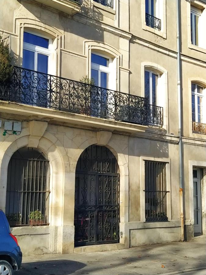 Appartement Avec Balcon, Bord Du Canal, Wifi. Narbonne Kültér fotó